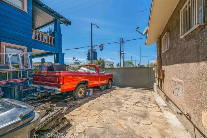 736 W 41st Place, Los Angeles, California 90037