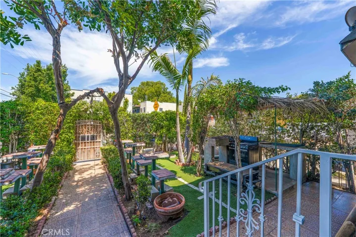 736 W 41st Place, Los Angeles, California 90037