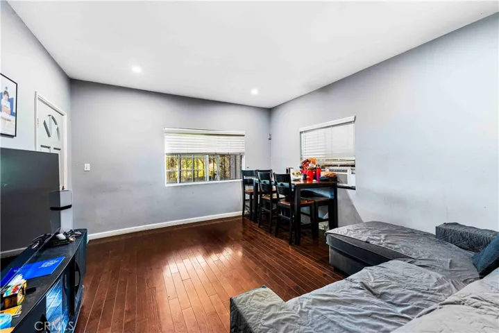 736 W 41st Place, Los Angeles, California 90037
