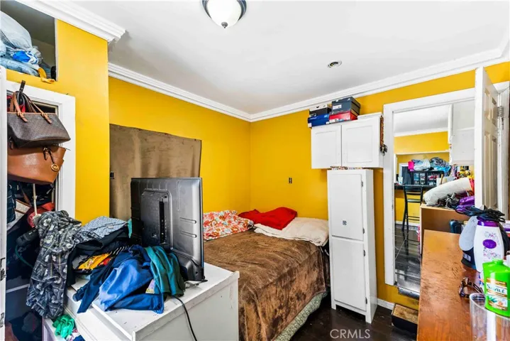 736 W 41st Place, Los Angeles, California 90037