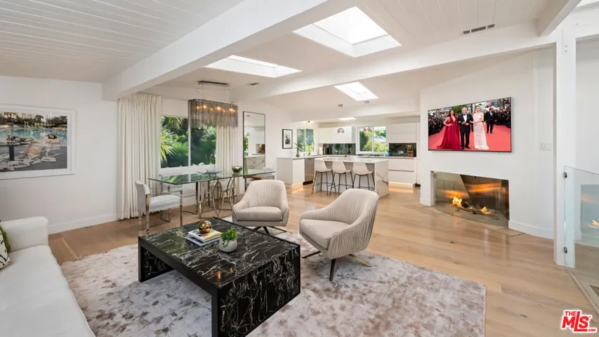 Skylights. Great for entertain