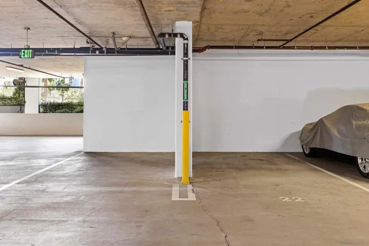 Side by side spaces (2)