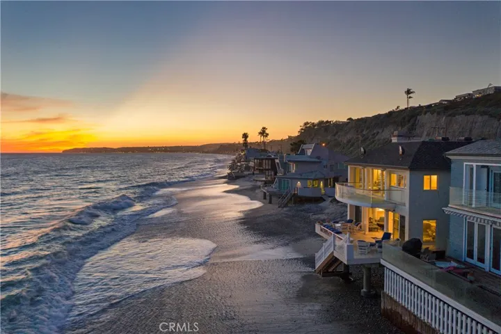 SPECTACULAR SUNSETS