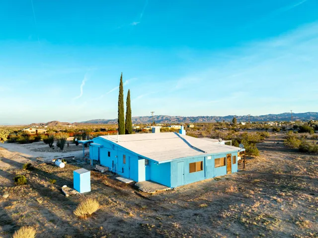 Shangrila Joshua Tree Drone MLS-10