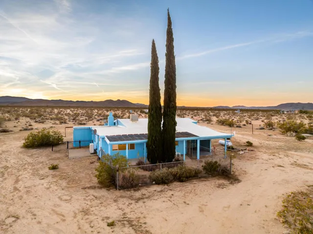 Shangrila Joshua Tree Drone MLS-15