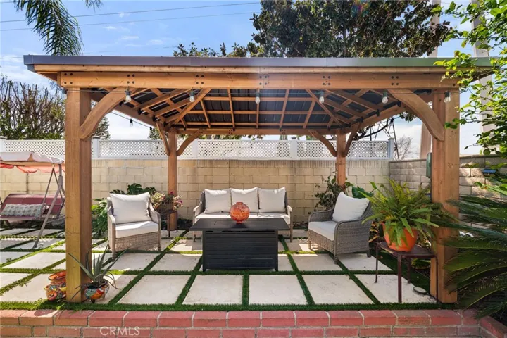 4922 El Rancho Verde, La Palma, California 90623