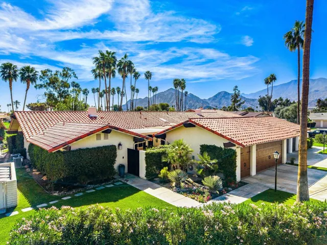 4-web-or-mls-KS_Coachella_OPMG_0326_004