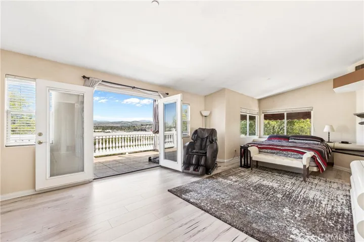 Huge Primary suite with large deck
