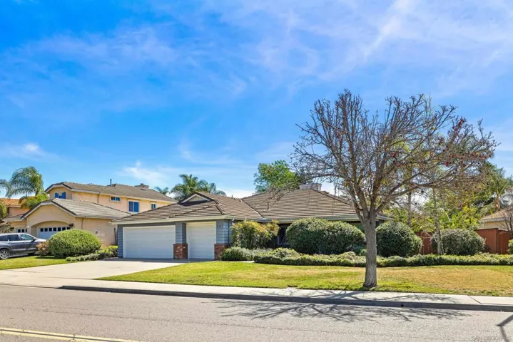 5761 Spur Ave, Oceanside, California 92057