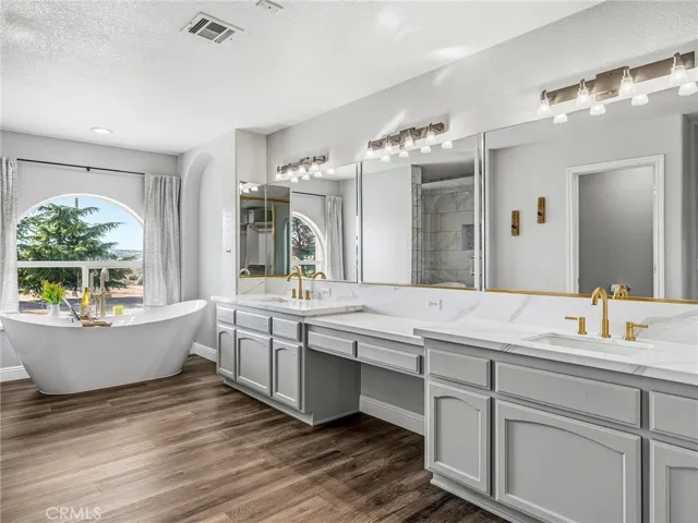 Pimary Bathroom