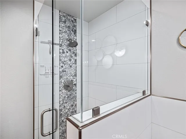 Mini suite bathroom shower