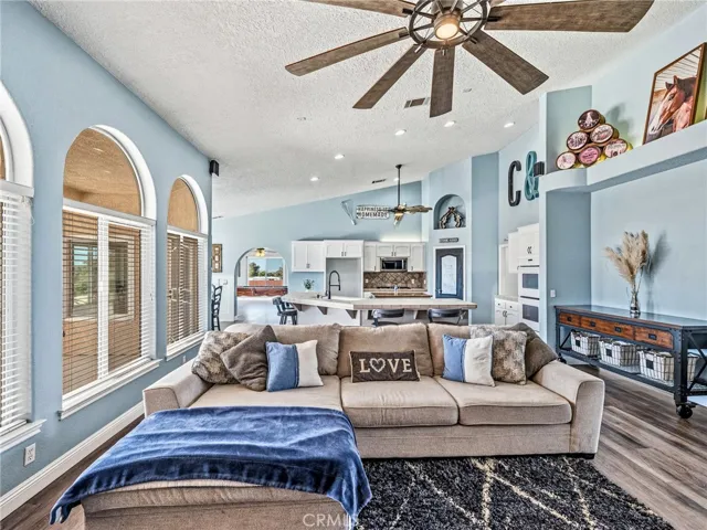 Living/family rooom