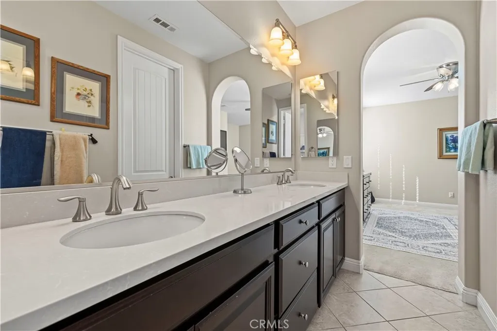 Casita Bathroom