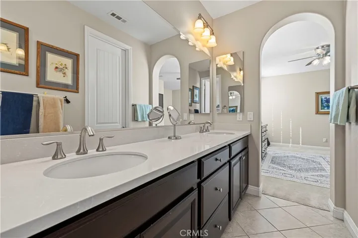 Casita Bathroom