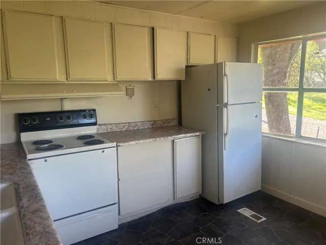16322 19th, Clearlake, California 95422
