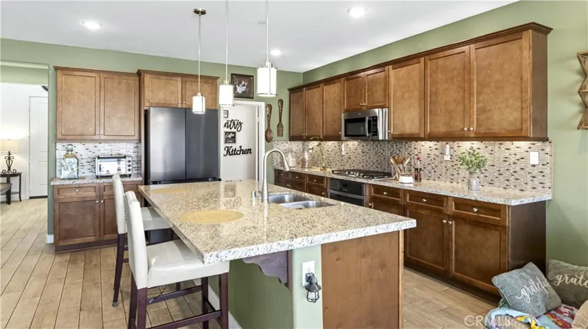 5917 Verde Way, Banning, California 92220