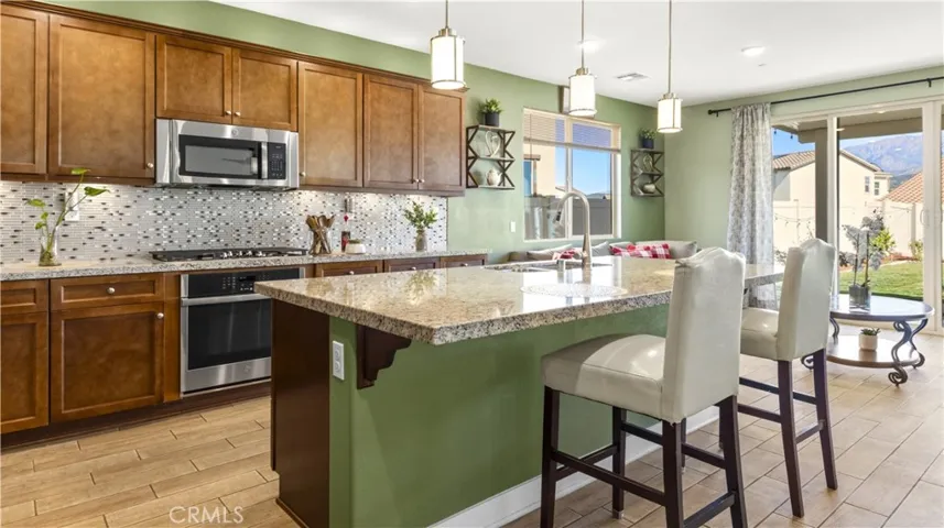 5917 Verde Way, Banning, California 92220