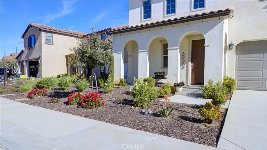 5917 Verde Way, Banning, California 92220