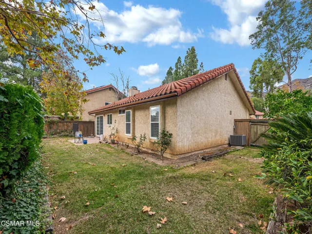 1244 Heatherview Dr, Oak Park-HsHProd-9