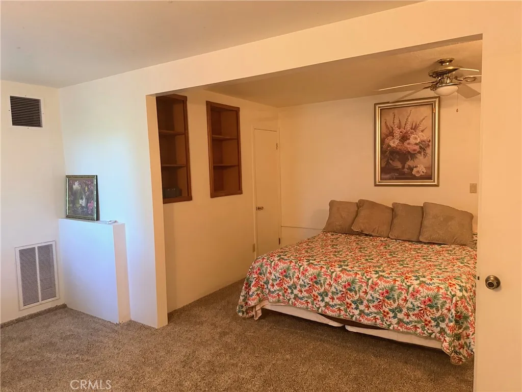 Downstairs guest room 1