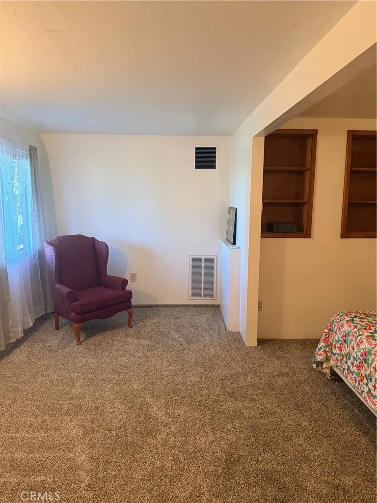 Downstairs guest room 1