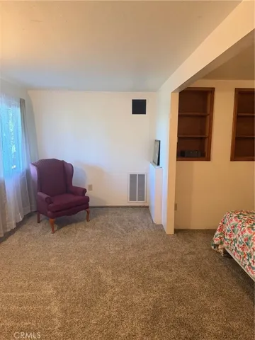 Downstairs guest room 1