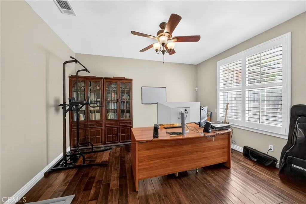 Office- can be 2nd bedroom on main level, can be 5th bedroom.