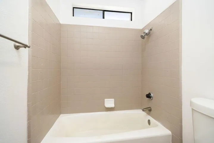 medium-019d0247-bf6b-72b4-9f12-7c76c2689