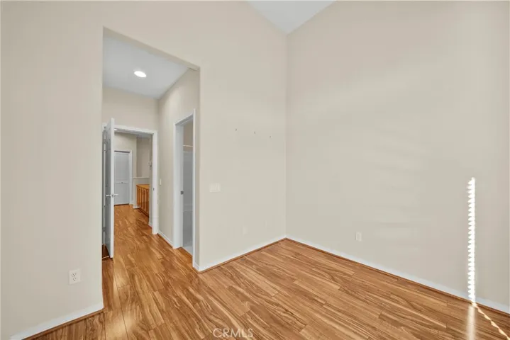 Second bedroom with en-suite bathroom