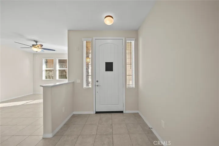 Light Open entrance