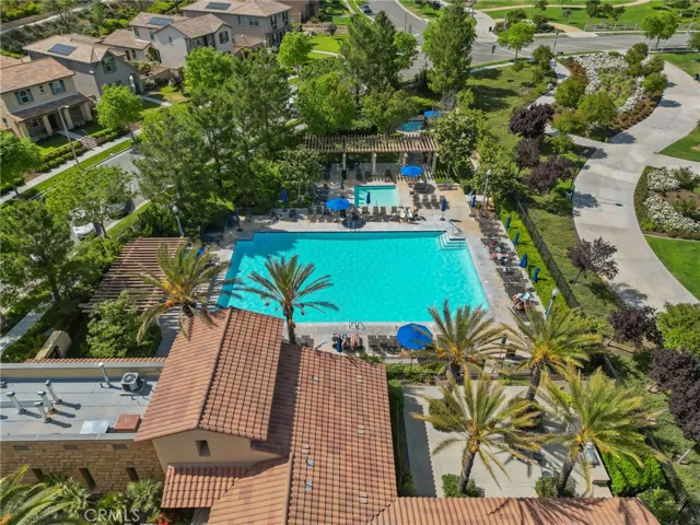 HOA clubhouse, pool and spa