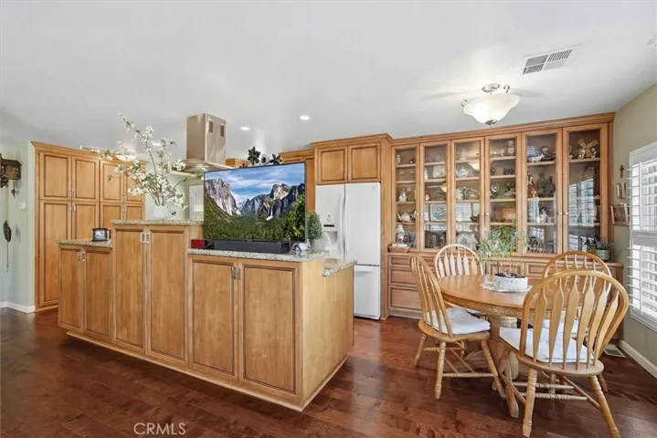 39678 Road 425 B 85, Oakhurst, California 93644