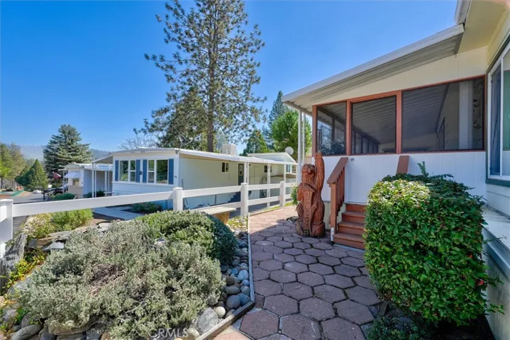 39678 Road 425 B 85, Oakhurst, California 93644