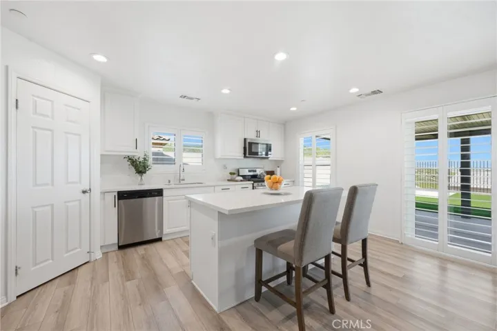 695 Qeweewish Avenue, San Jacinto, California 92582