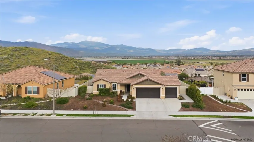 695 Qeweewish Avenue, San Jacinto, California 92582