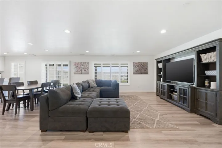 695 Qeweewish Avenue, San Jacinto, California 92582