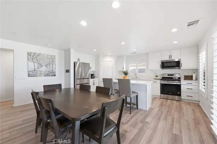695 Qeweewish Avenue, San Jacinto, California 92582