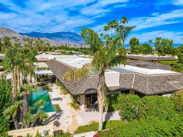Backyard/Pool