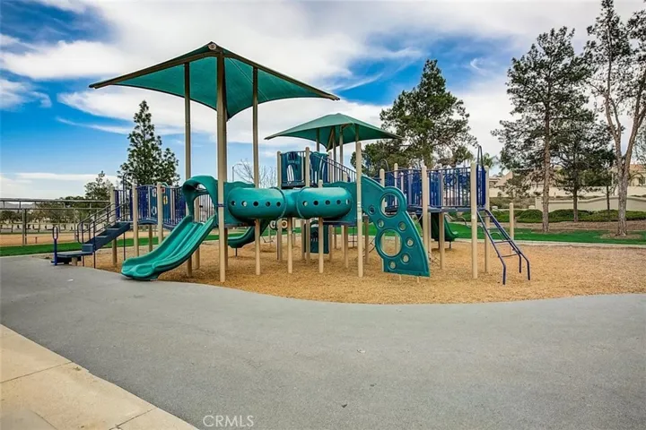 30 Villa Valtelena, Lake Elsinore, California 92532