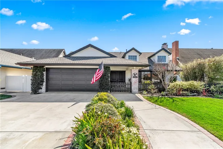 6402 Athena, Huntington Beach, California 92647