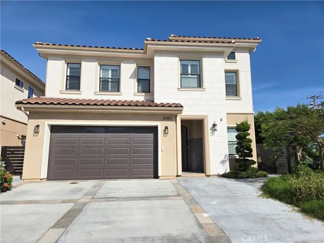 Front House1