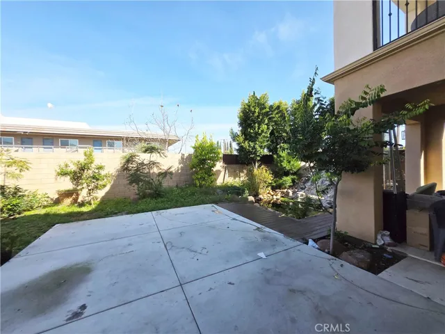 Patio03