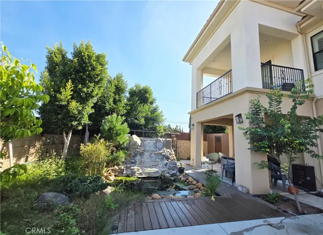 Patio02