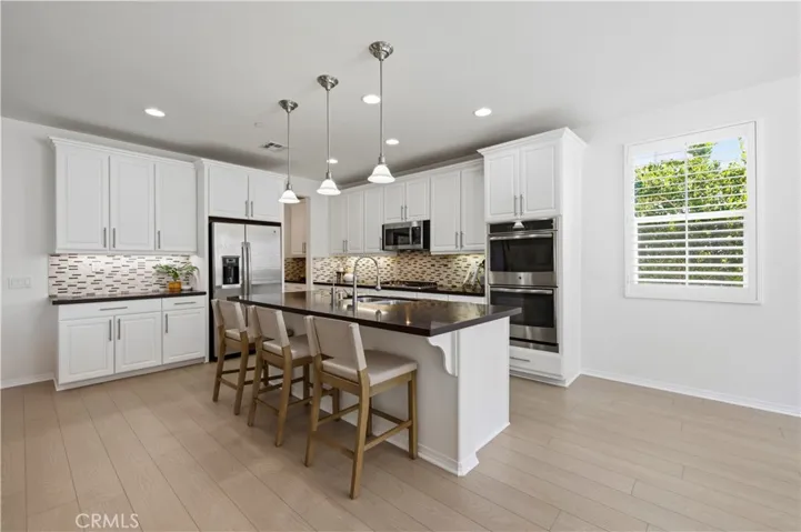 22462 Flatwater Court, Saugus, California 91350