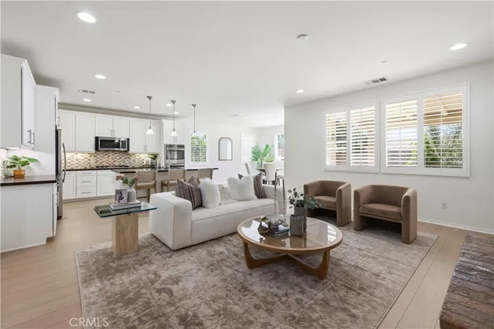 22462 Flatwater Court, Saugus, California 91350