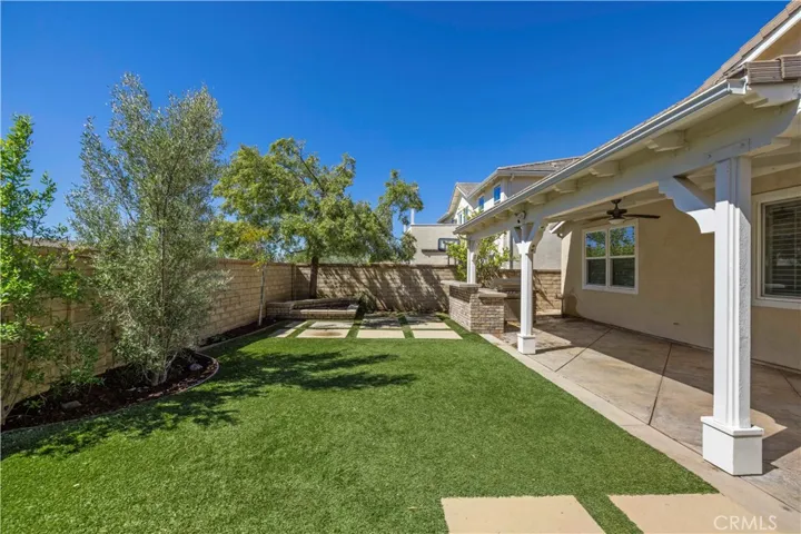 22462 Flatwater Court, Saugus, California 91350