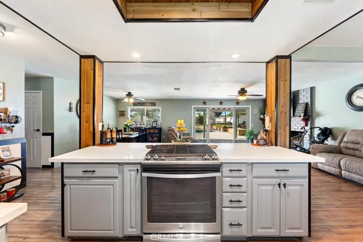1581 Hackney Street, Hemet, California 92543