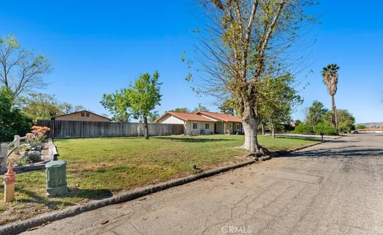 1581 Hackney Street, Hemet, California 92543