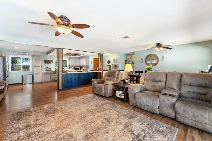 1581 Hackney Street, Hemet, California 92543
