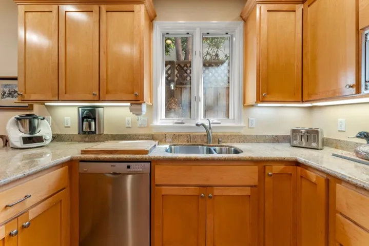 1423 San Antonio Street, Menlo Park, California 94025